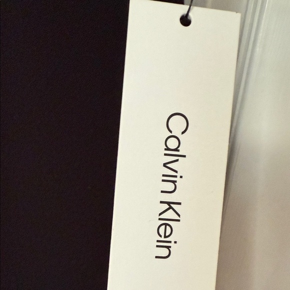 Calvin Klein Chic Black Long-Sleeve Dress with Bow Detail - Picture 4 of 6